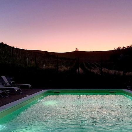 Agriturismo "Veritas" Bed & Wine Casaleggio Boiro Екстер'єр фото