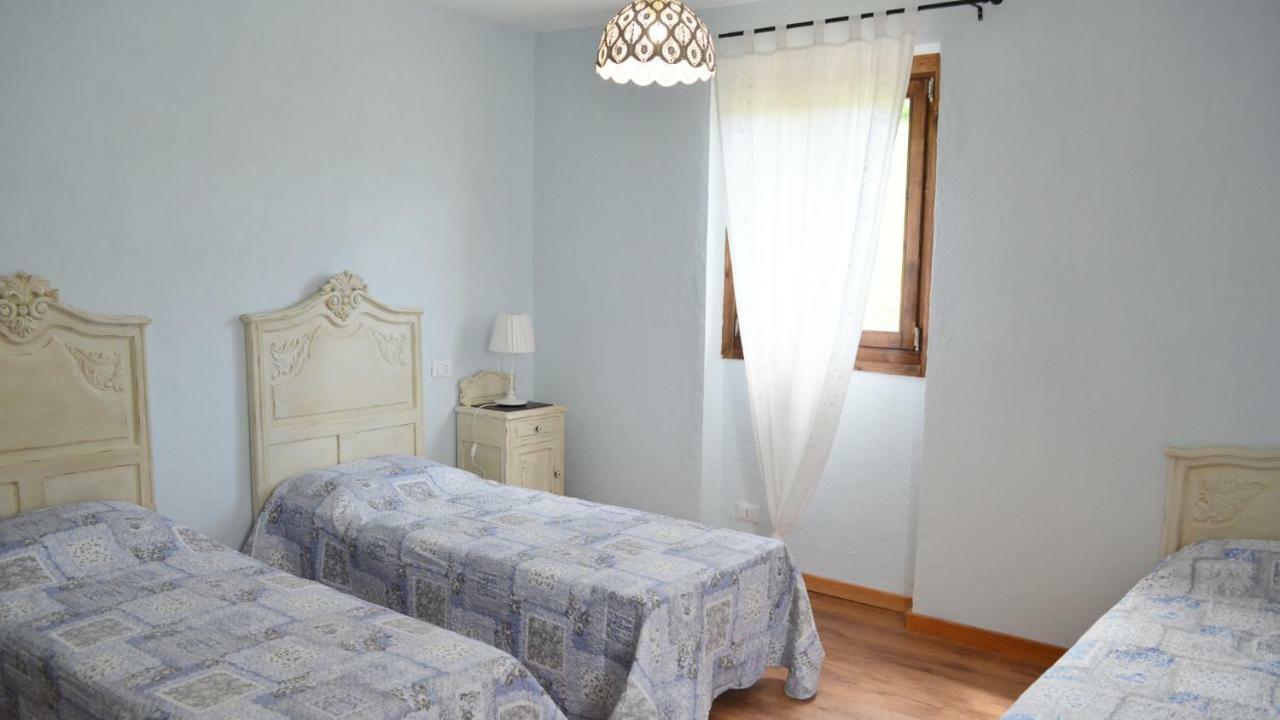 Agriturismo "Veritas" Bed & Wine Casaleggio Boiro Екстер'єр фото